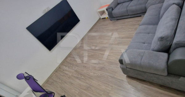 Apartament 3 camere, decomandat/ Drumul Taberei