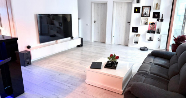 Apartament superb 3 camere loc de parcare inclus mobilat și