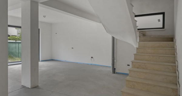 Casă nouă, complet finisată, aproape de Metrou Păcii ...