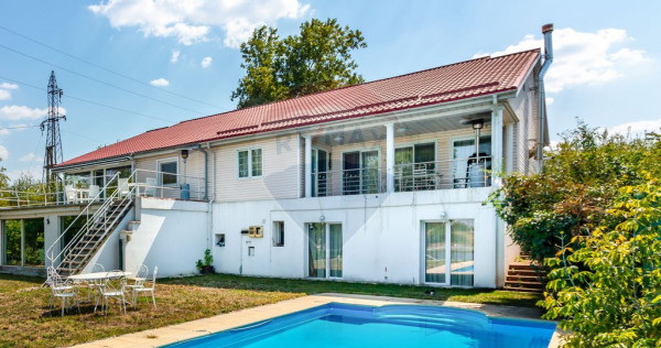 Snagov - Vila 5 camere cu semineu, piscina si iesire dire...