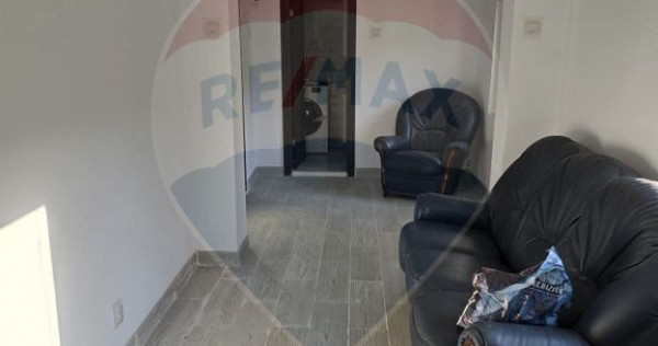 Casă noua + casa veche boiereasca renovabila