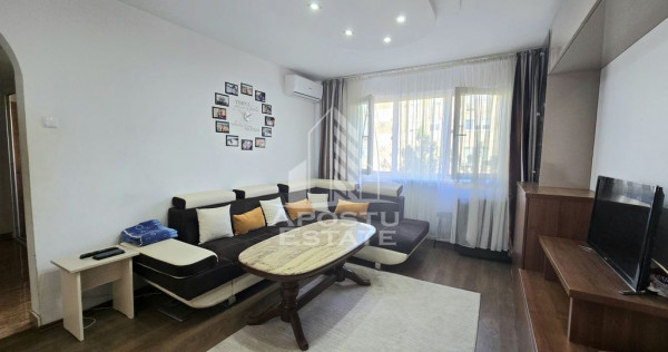 Apartament cu 4 camere, etaj intermediar, zona Dacia