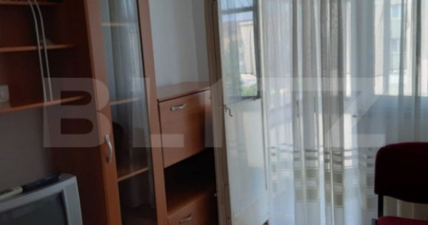 Apartament cu 2 camere, semidecomandat, zona 9 Mai
