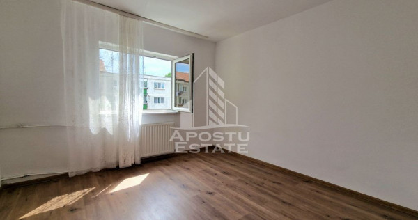 Apartament cu 2 camere, etaj intermediar, zona Lipovei