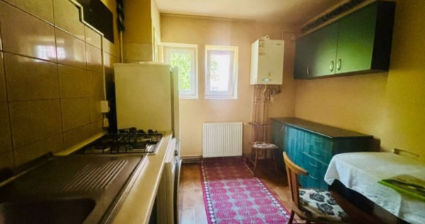 P.Maior, 2 camere, parter