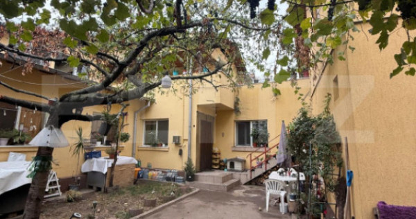 Casa 200 MP, teren 300 mp PLOIESTI