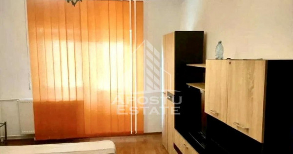 Apartament cu o camera, etaj 1, decomandat, zona Sagului