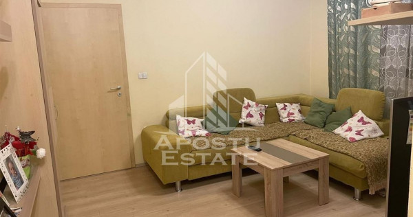 Penthouse cu 4 camere pe 2 nivele In Giroc langa scoala.