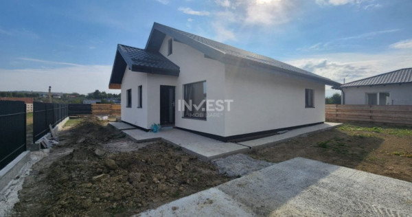 CASA INDIVIDUALA LUNCA CETATUII , 3 CAMERE SI 2 BAI , 500 MP