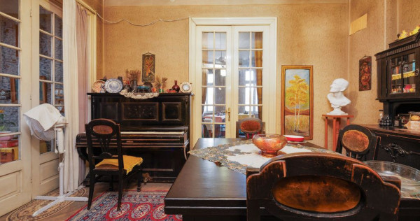 Decebal-Invingatorilor Vila 6 camere-455mp teren