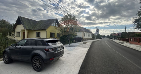 Casa - sura cu 16 ari teren de vânzare în Buşag