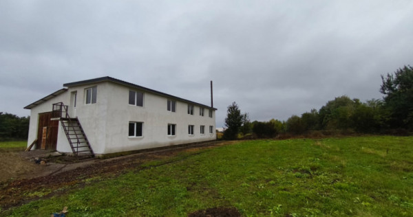 Hala + teren 8000mp de inchiriat, zona Manastioara, Siret