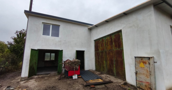 Hala + teren 8000mp de inchiriat, zona Manastioara, Siret