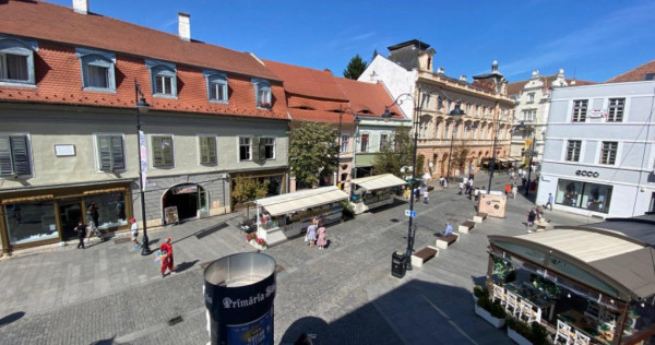Apartament 3 camere si cu terasa in centrul istoric al Sibiu