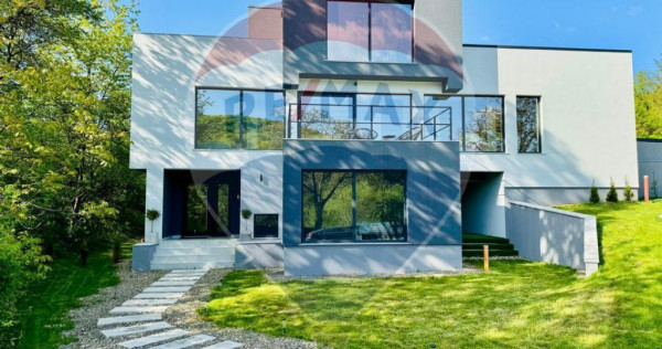 Casă Moderna De Vanzare
