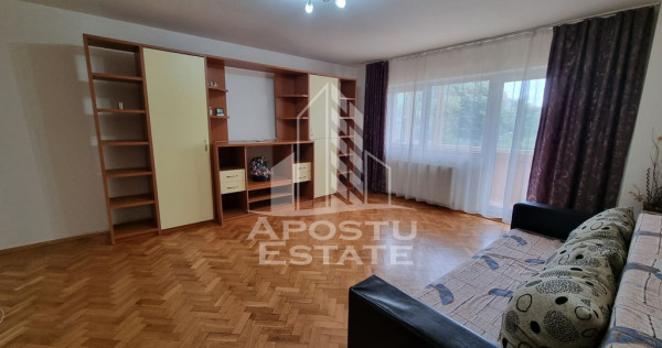 Apartament cu 3 camere in zona Girocului, centrala termic...