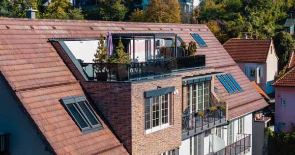 Stil de viață în Penthouse de lux la SHILLER Residence...