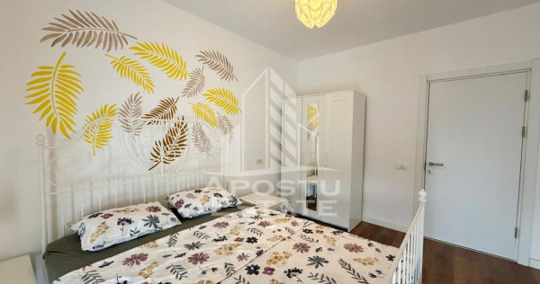 Apartament 2 camere, curte proprie, loc de parcare, Toron...