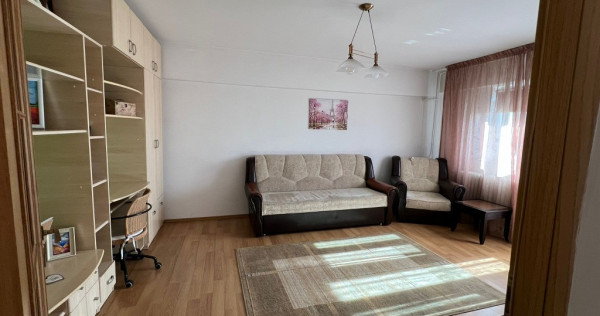 Garsoniera spatioasa, zona Baicului / Doamna Ghica