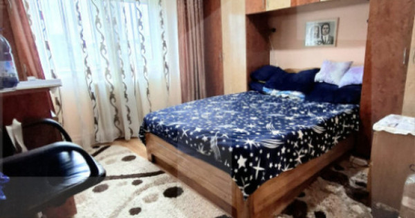 Apartament cu 3 camere, decomandat, 64 mp, zona Stadionului