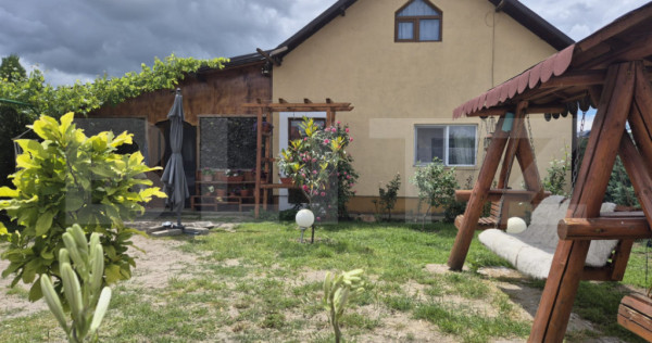 Casa primitoare pe parter, 456 mp teren, zona Facai