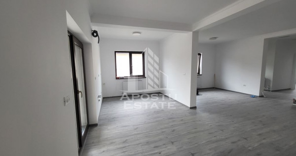 Duplex nou pe parter,vatra veche Sag