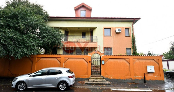 Vila spatioasa, pretabil pentru locuit/clinica, zona Micro 17 &ndash; Galati