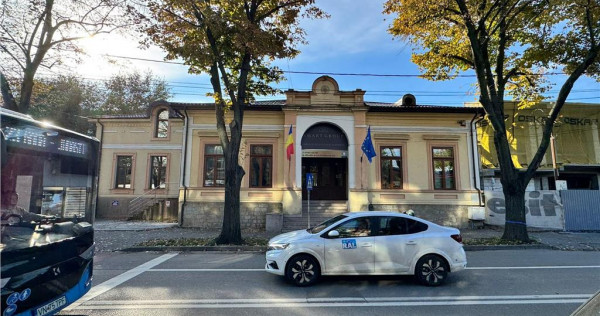 Cladire cu un aspect aparte de inchiriat in Centrul Focsaniu