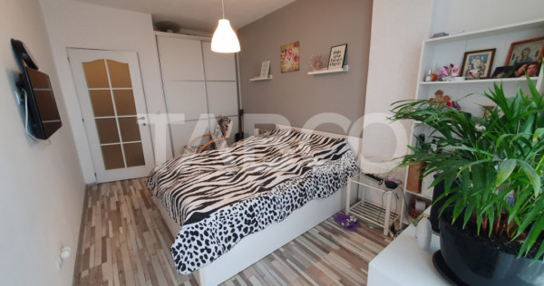 Apartament 2 camere balcon etaj intermediar 44mp zona Doamna