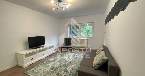 Apartament 2 camere, decomandat, zona Complexului Studentesc