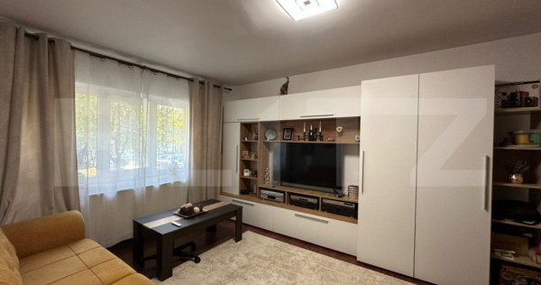 Apartament complet renovat, mobilat, utilat - Zona Racadau