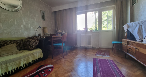 Apartament 2 camere decomandate, etaj 3, Zona Centrala