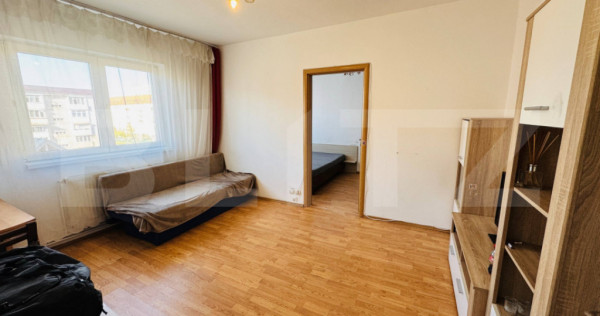 Apartament cu 2 camere, 40 mp - zona Vasile Aaron