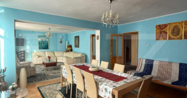 Apartament spatios in vila, 6 camere, 270 mp, zona Grivita