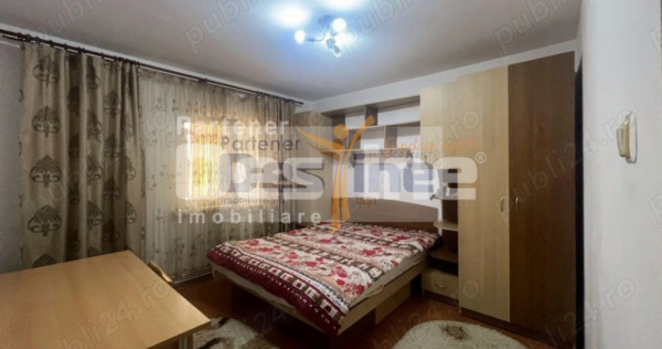 Apartament 2 camere Decomandat, Etaj 4, Nicolina
