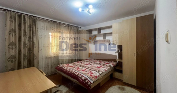 Apartament 2 camere-decomandat - zona Nicolina