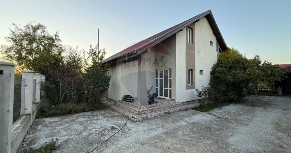 Casă / Vilă cu 5 camere