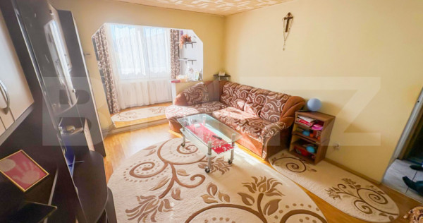 Apartament 2 camere Semi-decomandat Hunedoara