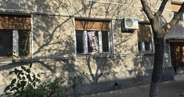 Casa Zona Ultracentrala , 6 cam SC 200 , teren 242, inc oras