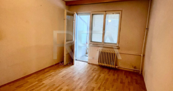 Apartament 3 camere dec Berceni / Emil Racovita