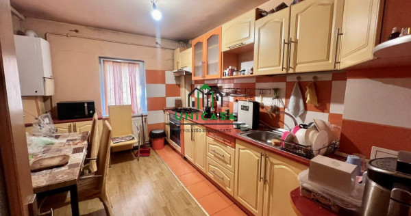 Apartament 4 camere – Traian Nord, Râmnicu Vâlcea –...