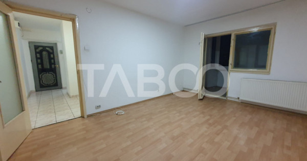 Apartament 2 camere decomandat Zona Stejarului 55 mp utili