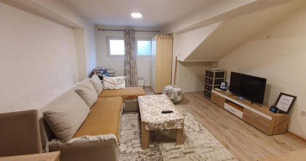 Garsoniera de inchiriat in zona Universitate