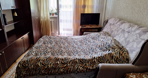 De inchiriat garsoniera in zona Mall Vitan