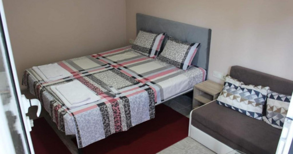 Garsoniera de inchiriat zona Titan