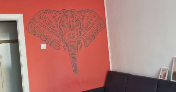 Garsoniera de inchiriat in zona Titan