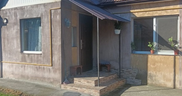 Tautii de Sus, casa caramida,7,5 ari teren