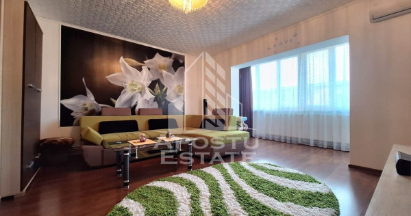 Apartament cu 3 camere, 80 mp utili, Boul Rosu