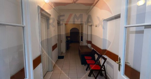 Cabinet de inchiriat