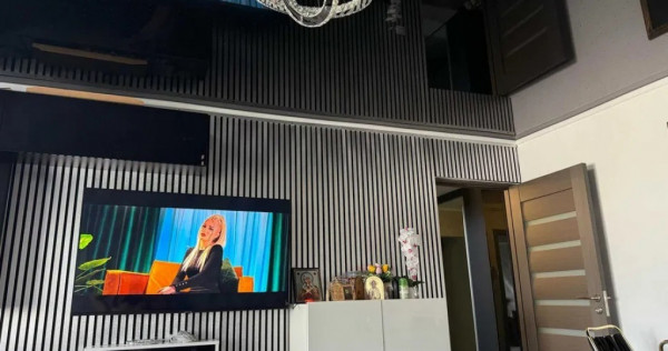 Apartament 3 camere SUPERB-str MEDUZEI -E3